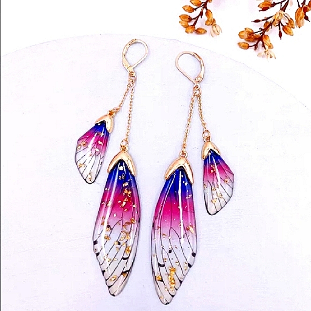 🚨ONE LEFT🚨 Butterfly Wing Earrings - Purple, Pink & Gold - Picture 1 of 1